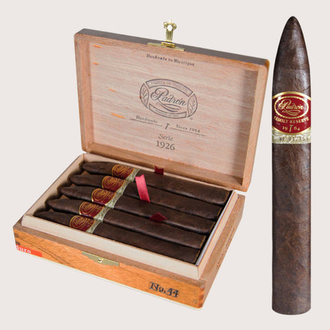 Padron Family Reserve No. 44 Maduro