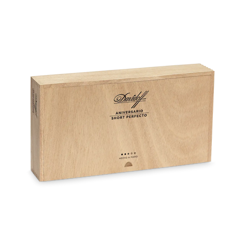 Davidoff Aniversario - Short Perfecto