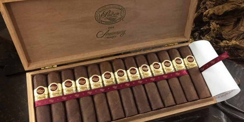 Padron 1964 Anniversary Hermoso Natural